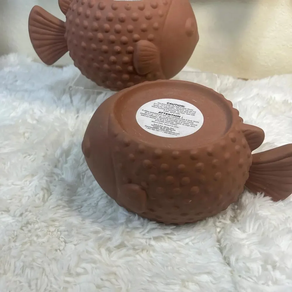 Bath & Body Works Terra Cotta PUFFER FISH 3-Wick Holders (2)